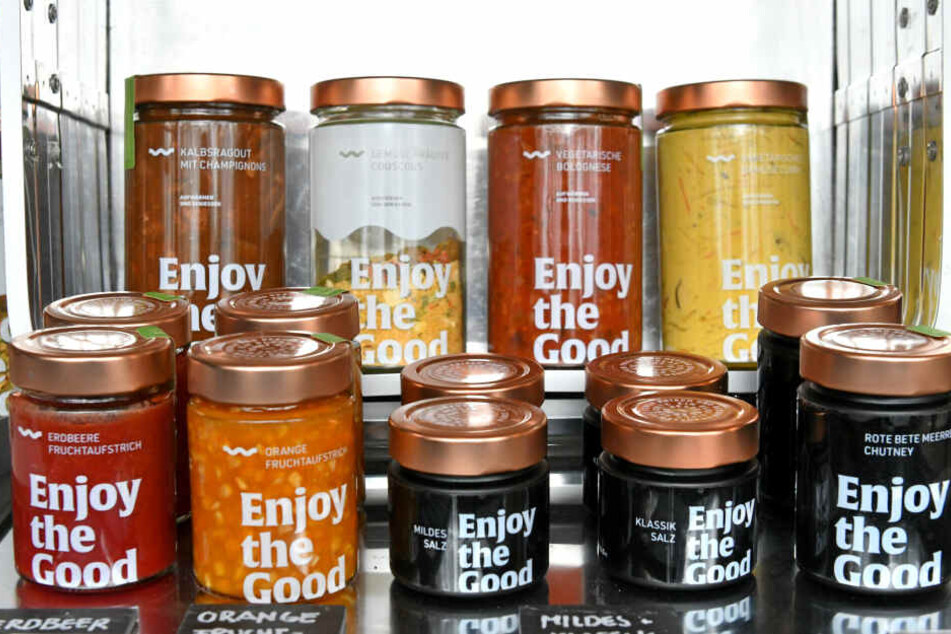 Kein Kochen, kaum Müll: Zum Start der essbaren Reise-Kollektion gibt es vier vegetarische Hauptgerichte.