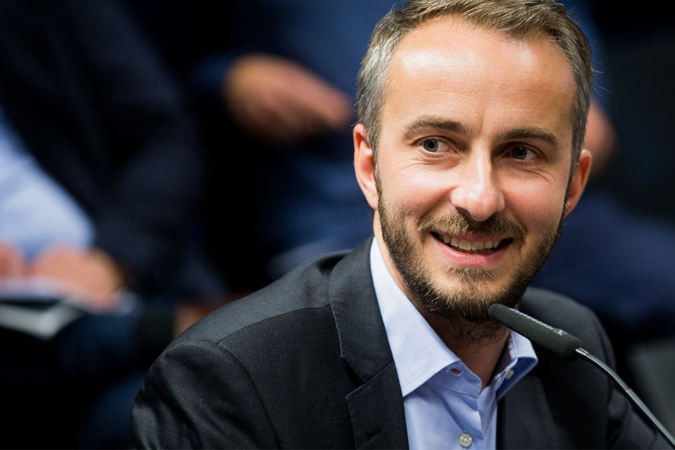 Die einen lieben ihn, die anderen hassen ihn: Jan Böhmermann wird im September nach Leipzig kommen.