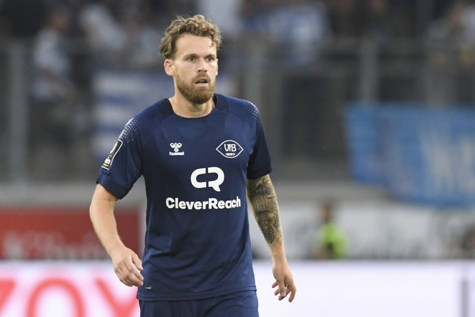 Christopher Buchtmann (31) verletzte sich gleich zu Beginn beim VfB Oldenburg schwer und konnte den Abstieg in die Regionalliga nicht verhindern.