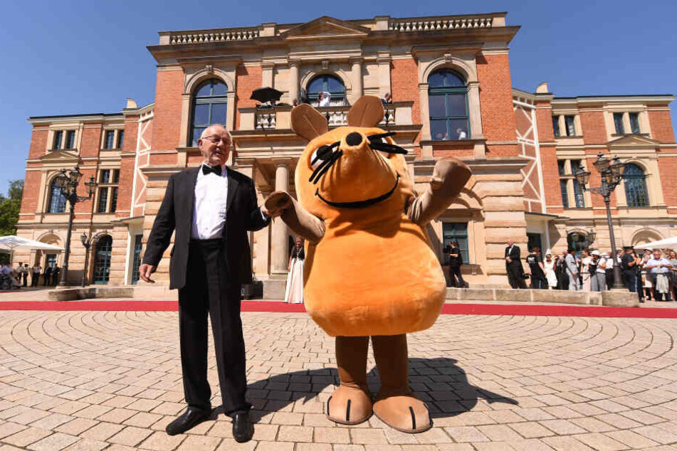 Armin Maiwald und die Maus aus " Die Sendung mit der Maus" kommen zum Beginn der Bayreuther Festspiele 2019.