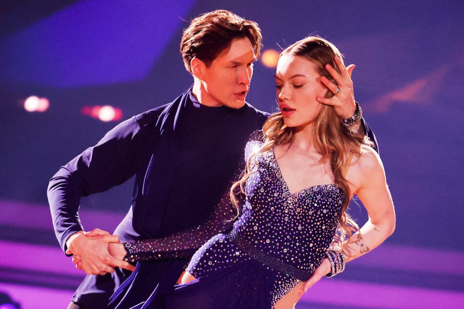 Raus mit Applaus: Cheyenne Ochsenknecht (21) und Evgeny Vinokurov (31) sind am Freitag überraschend bereits nach der zweiten Show bei "Let's Dance" ausgeschieden.