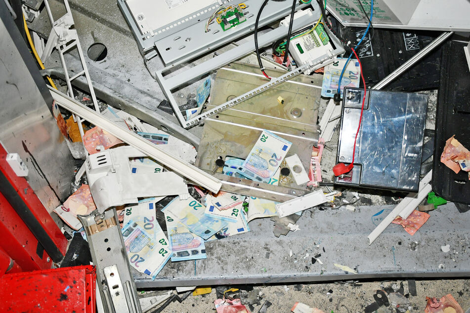 In Nordrhein-Westfalen ist die Zahl der Geldautomaten-Sprengungen in 2020 noch vor Jahresende auf einen Rekordstand gestiegen.