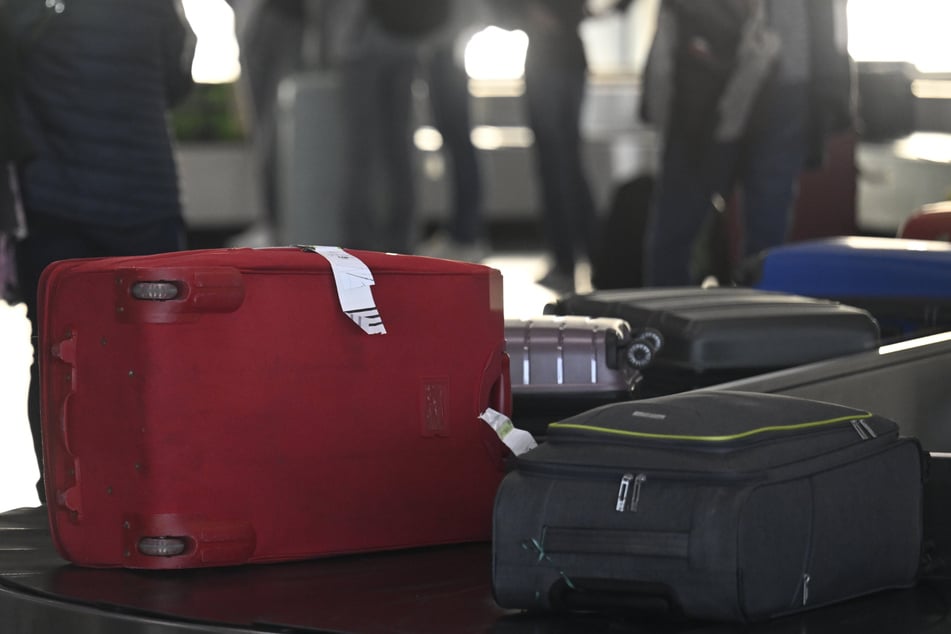 Wegen der kaputten Maschine in Terminal 2 mussten die Passagiere mit der weniger leistungsstarken Gepäcksortieranlage in Terminal 1 vorliebnehmen. (Symbolbild)