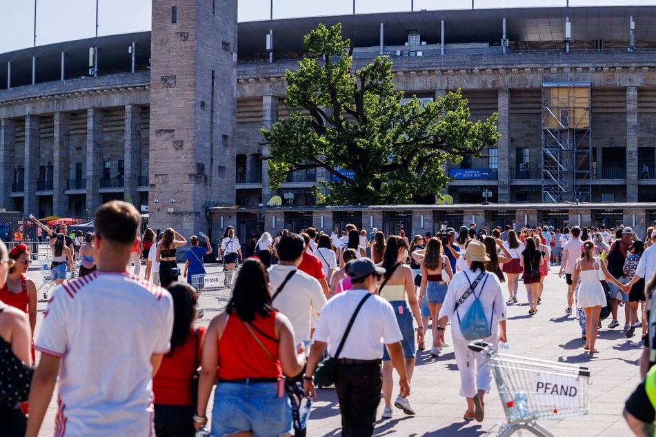Rund 70.000 Fans strömten jeweils am Freitag, Samstag und Montag in das Olympiastadion.