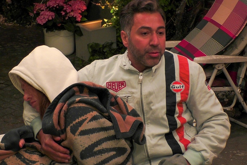 Georgina Fleurs (30) Verlobter Kubilay Özdemir macht sich im "Sommerhaus der Stars" keine Freunde.