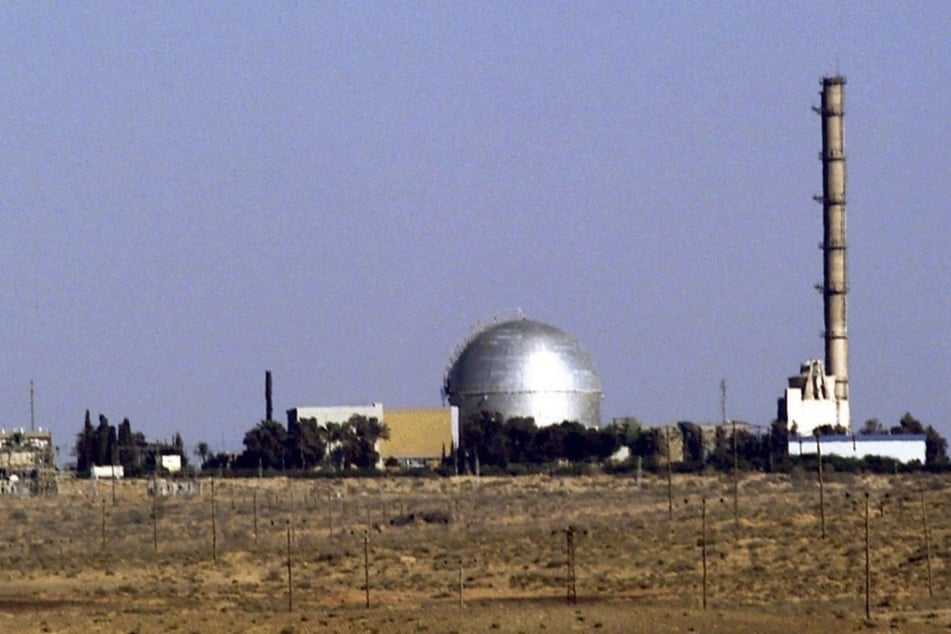Nur wenige Kilometer neben dem Raketeneinschlag in Israel befindet sich ein Atomreaktor.