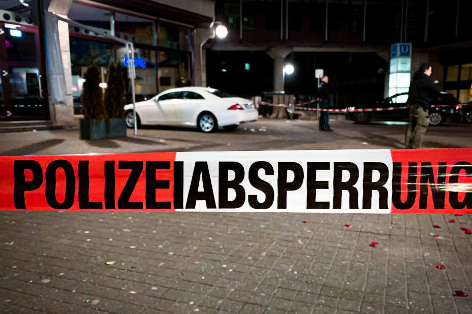 Die Polizei sperrte den Tatort ab.