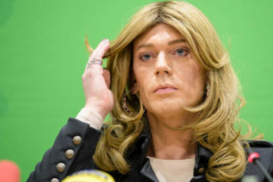 Tessa Ganserer, B’90/Grüne ist zu Gast bei Maischberger.