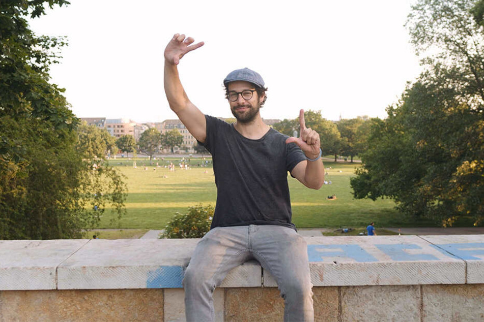 Der preisgekrönte Filmemacher Sebastian Linda (35) sucht Video-Clips für den Kulturerbefilm.