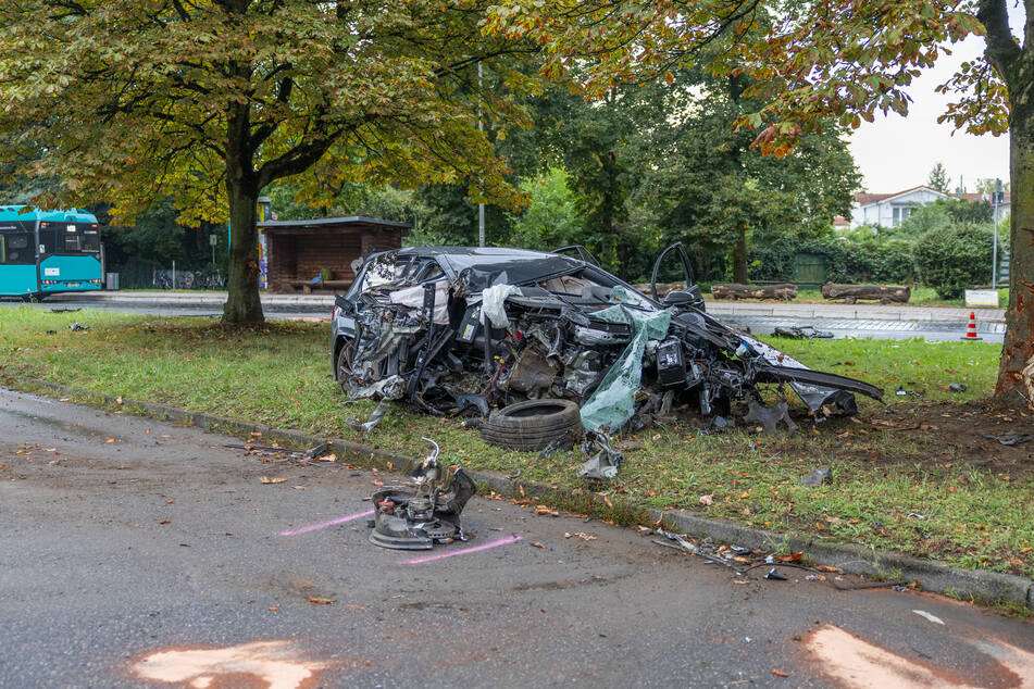 Dass das einmal ein Auto war, ist bei diesem Anblick nur schwer zu glauben.