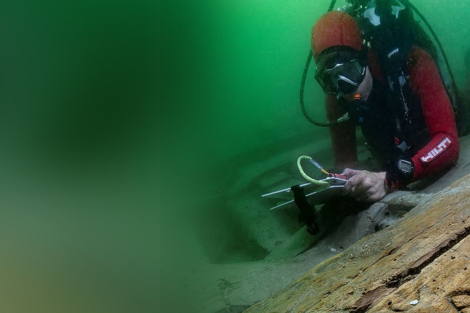Sensationsfund: Taucher entdecken Wrack von 2000 Jahre altem Schiff