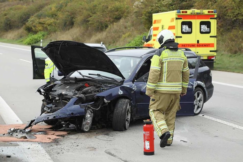 Der Mazda wurde schwer beschädigt.