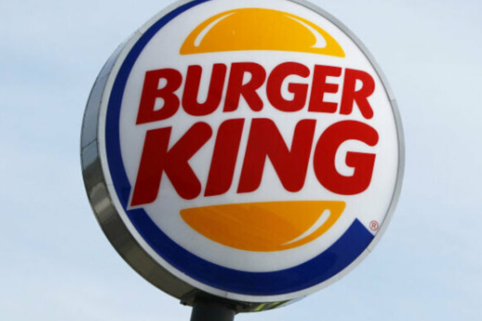 So sah es von 1999 bis 2020 aus: das Logo von Burger King mit dem markanten blauen Strich.