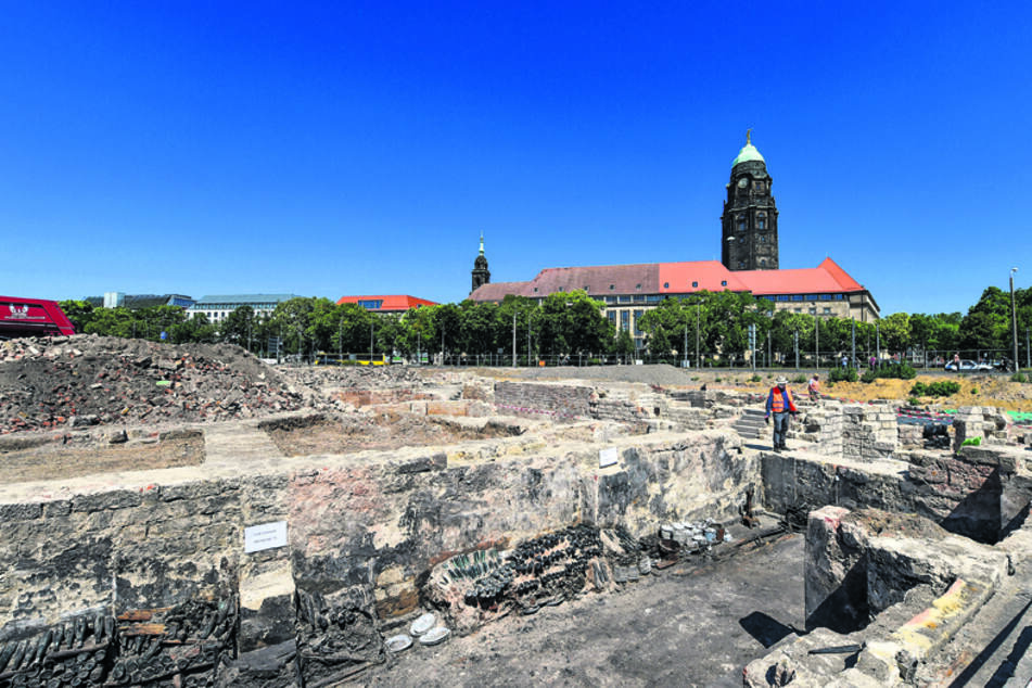 Für 140 Millionen Euro wird auf dem Ferdinandplatz ein neues Rathaus gebaut.