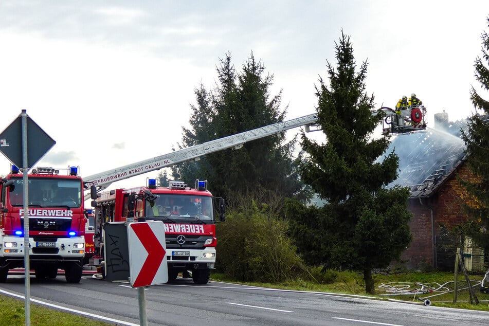 Das Haus ist nach dem Brand einsturzgefährdet.
