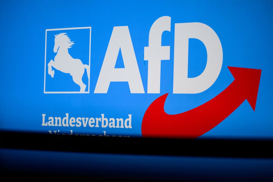Die AfD erreicht bundesweit erstmals die 30-Prozent-Marke.