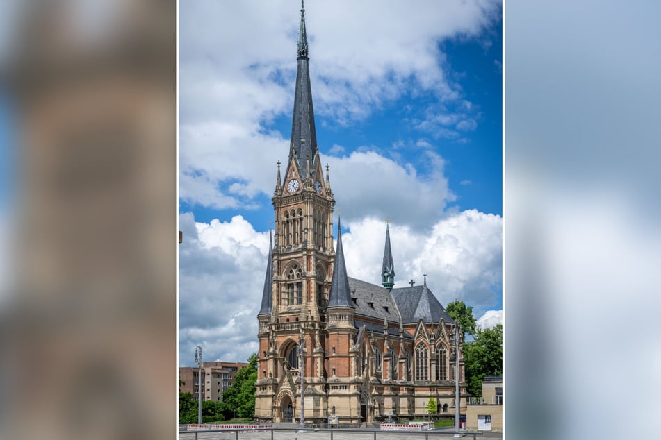 In der Petrikirche findet am 2. Juli ein Festkonzert zu Ehren Hahns statt.
