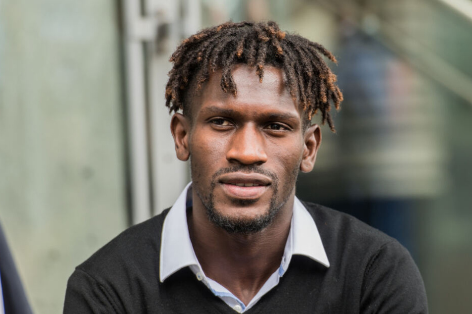 Nach einem Bericht der Sport Bild gibt es Zweifel an der Identität von HSV-Profi Bakéry Jatta.