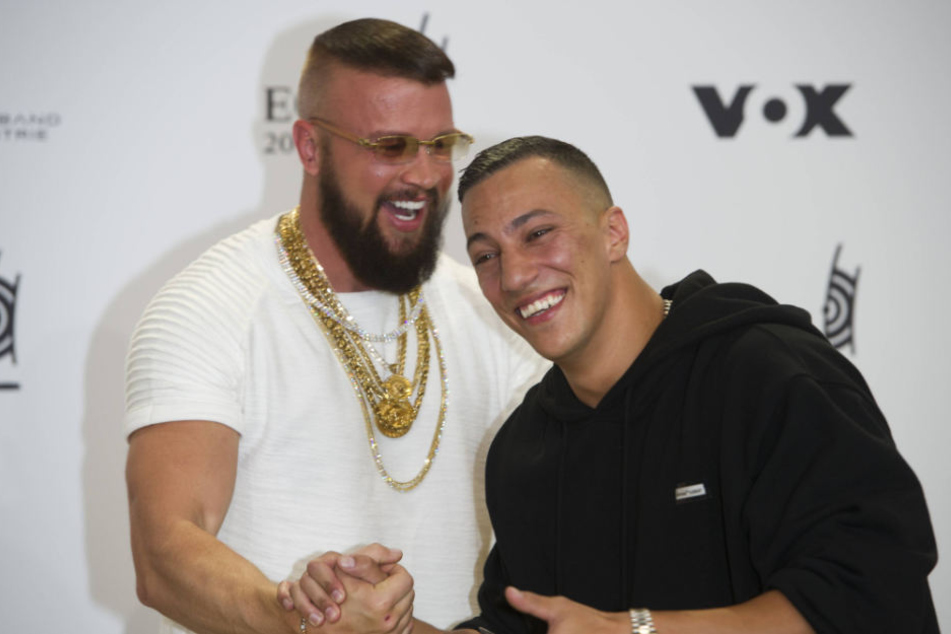 Kollegah (33, l.) und Farid Bang (31) haben zugesagt, die KZ-Gedenkstätte Auschwitz zu besuchen.