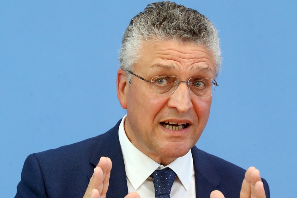 Der Präsident des Robert Koch-Instituts, Lothar Wieler (60), erhält aufgrund falscher Anschuldigungen noch immer Morddrohungen.