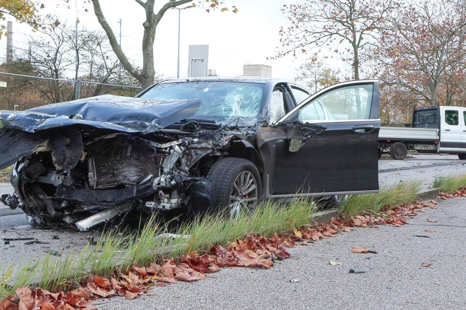 Der Audi TT des jungen Mannes wurde bei dem verheerenden Crash komplett zerstört.
