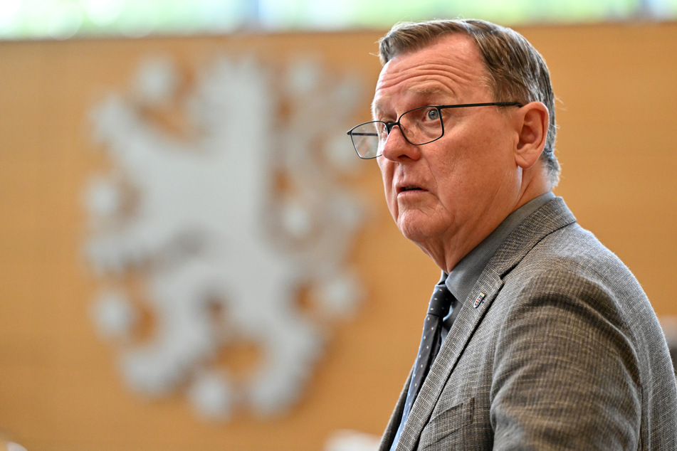 Thüringens Ministerpräsident Bodo Ramelow (67, Linke) hat sich kritisch zu den jüngsten Aussagen von CDU-Chef Friedrich Merz (67) geäußert.