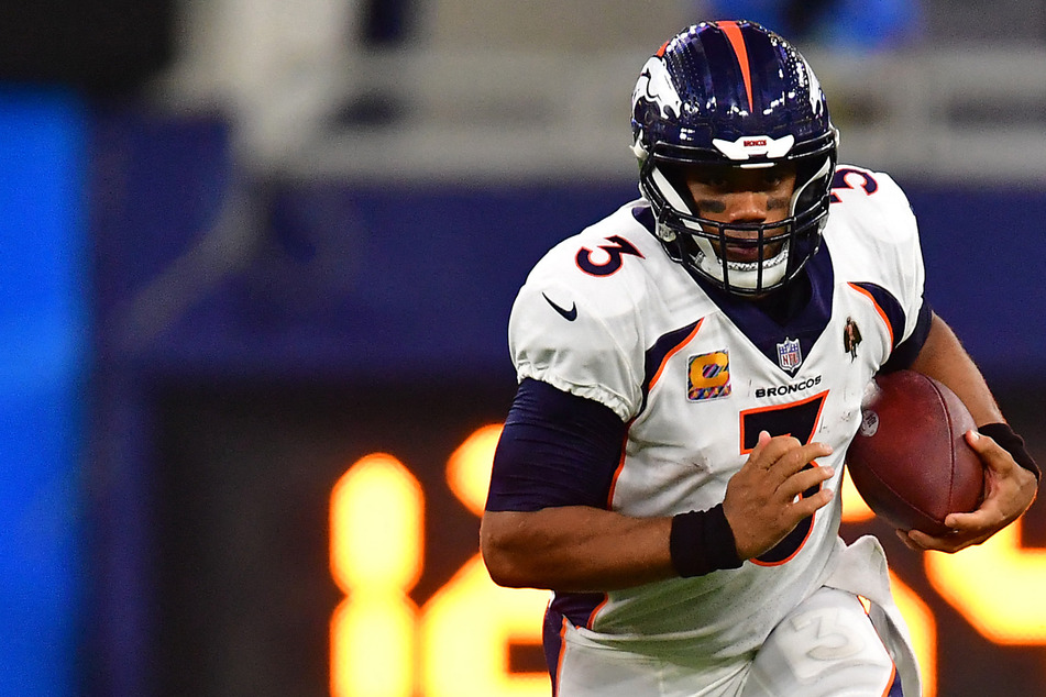 Russell Wilson's Week 7 status unknown after Broncos QB confirms injury
