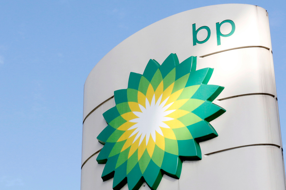 BP will weiter Geld verdienen und muss dazu in Deutschland langsam weg vom Öl. (Archivbild)