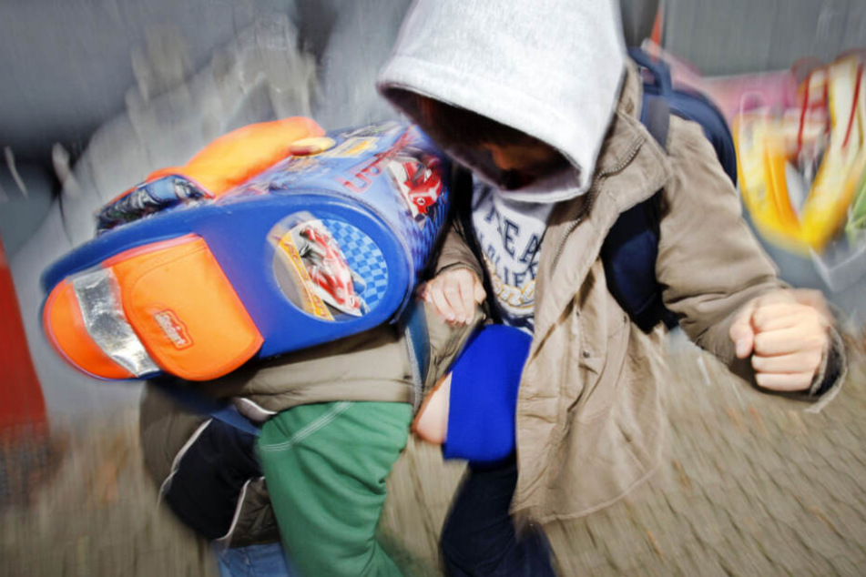 Der 13-Jährige lief zunächst davon (Symbolfoto).