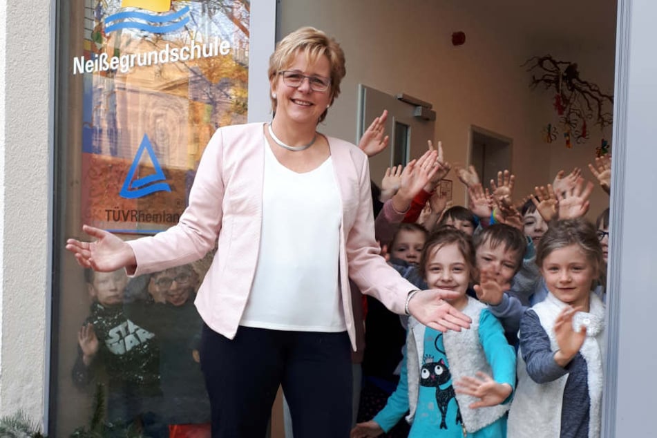 Schulleiterin Kerstin Wilke von der Neißegrundschule in Görlitz sucht neue Lehrer und Pädagogen.