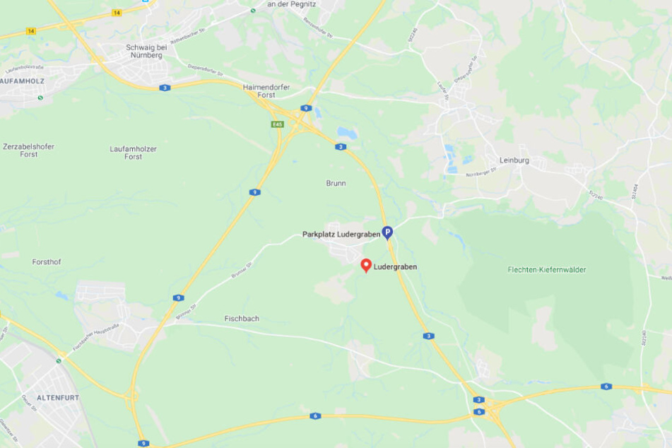 Die Polizei fand die Männer in einem Lkw auf dem Parkplatz Ludergraben auf der A3.