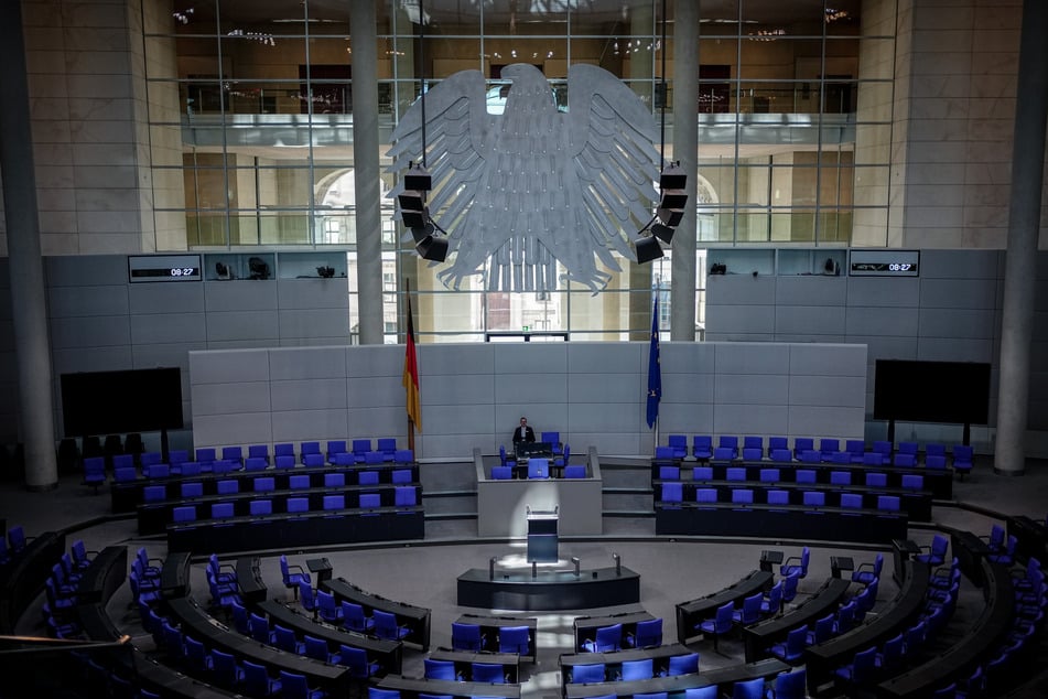 Wie die Verteilung im Bundestag wohl nach der Wahl 2025 aussieht?
