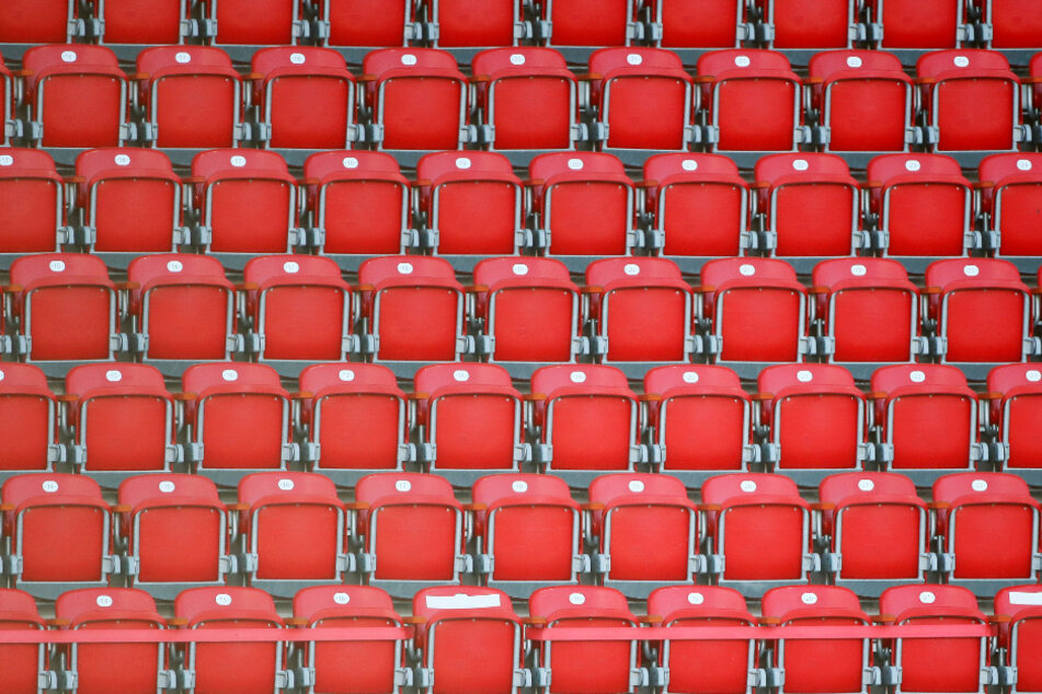 Am Samstag spielen zwei hessische Clubs vor leeren Rängen (Symbolfoto).