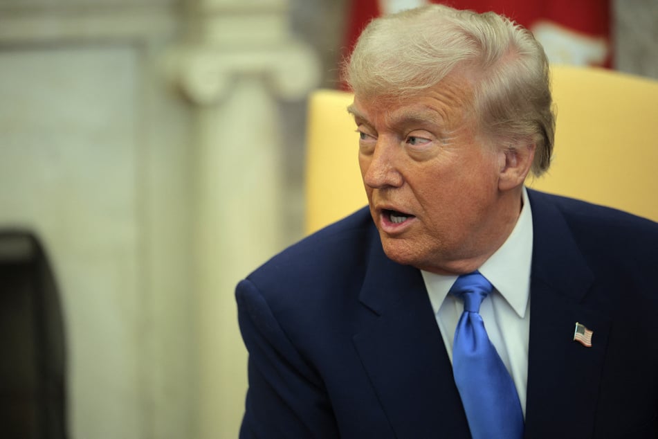 US President Donald Trump on Monday called for the revival of the Keystone XL pipeline, which would carry oil from Canada to the US. So why did he make contrary remarks on Tuesday?