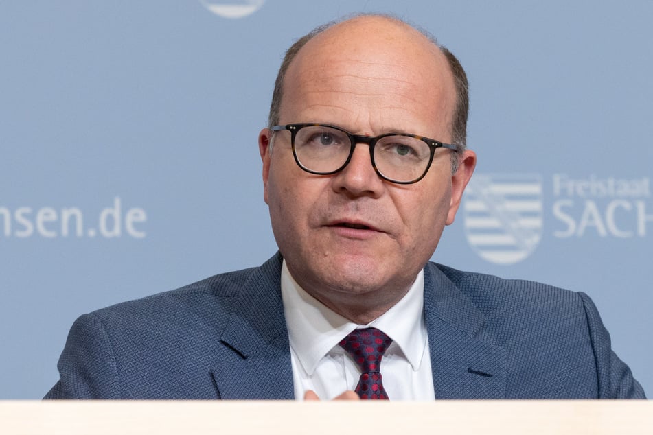 Medienminister Oliver Schenck (56, CDU).