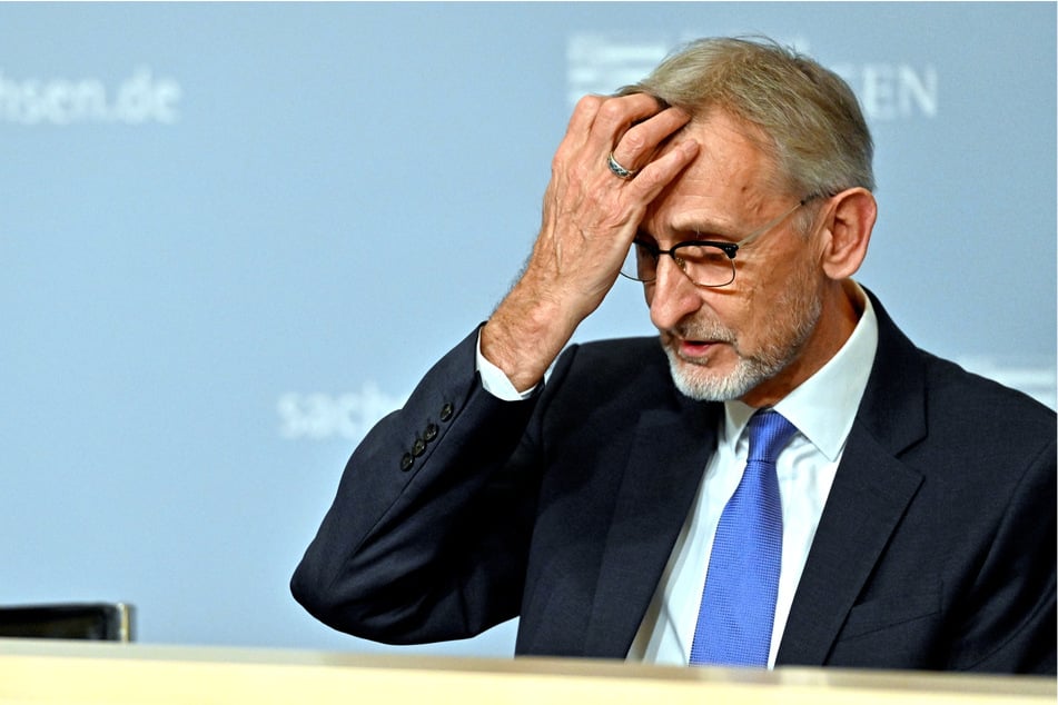 Sachsens Innenminister Armin Schuster (64, CDU) erklärte zur Vorstellung des Gesetzentwurfes, dass die Polizei damit "auf der Höhe der Zeit" bleibe.