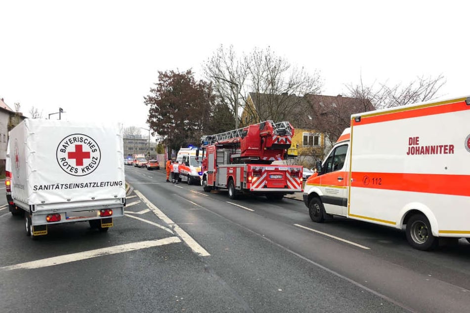 23 Personen mussten im Krankenhaus behandelt werden.