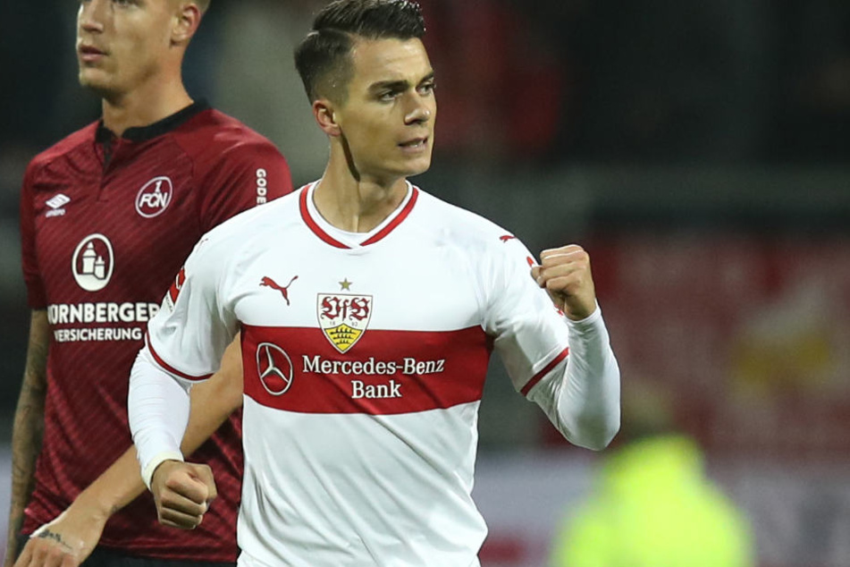 Ihn setzte VfB-Coach Weinzierl erst auf die Bank: Dann trifft Joker Erik Thommy mit viel Wucht zum 2:0-Erfolg für den VfB.