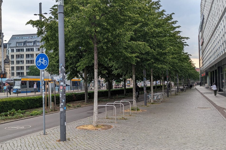 Vor allem in der dunklen Jahreszeit kommt es rund um die Höfe am Brühl immer wieder zu Überfällen. (Archivbild)