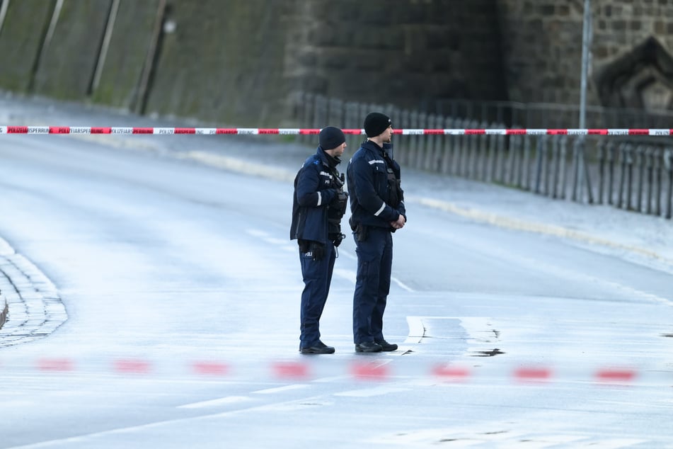 Der Evakuierungsbereich soll bis Donnerstag, 9 Uhr, geräumt sein.