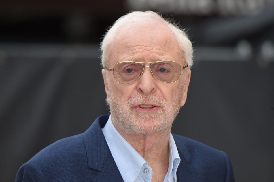 Michael Caine poses on the red carpet for the world premiere of King of Thieves in central London on September 12, 2018.