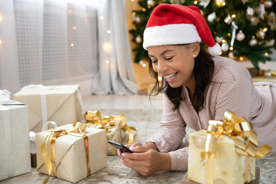 Ein Adventskalender in Form einer liebevollen Textnachricht auf dem Handy zaubert die Lieben täglich ein Lächeln ins Gesicht.