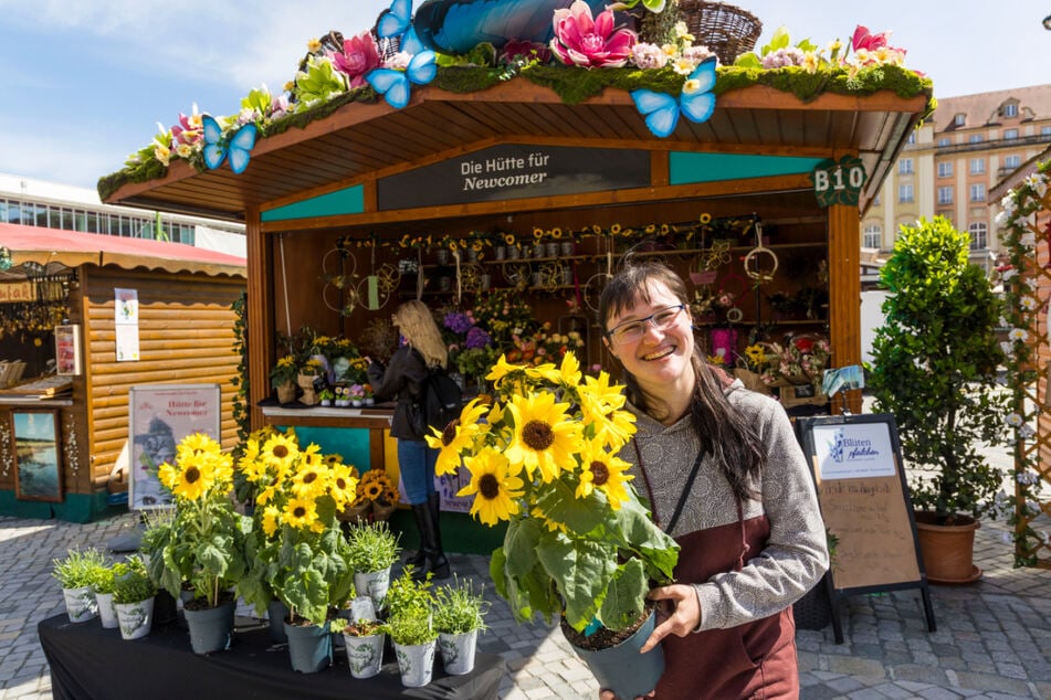 Seit einem Jahr selbstständig: Meister-Floristin Anna Pfeil (33) auf dem Frühjahrsmarkt.