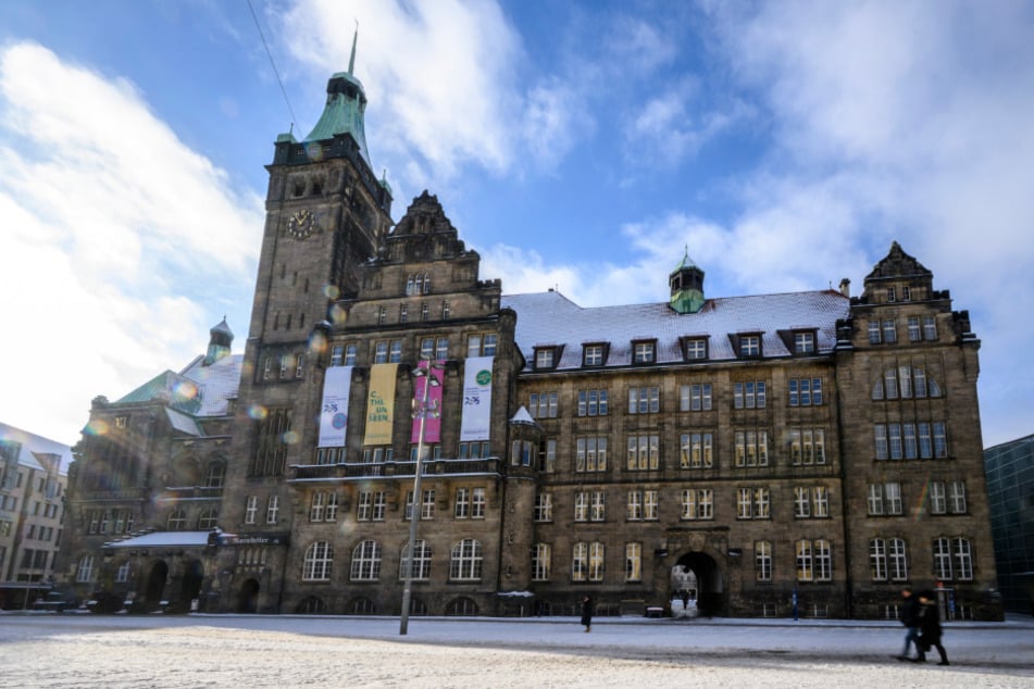 Ende Januar muss der Stadtrat noch den Erhöhungen zustimmen.