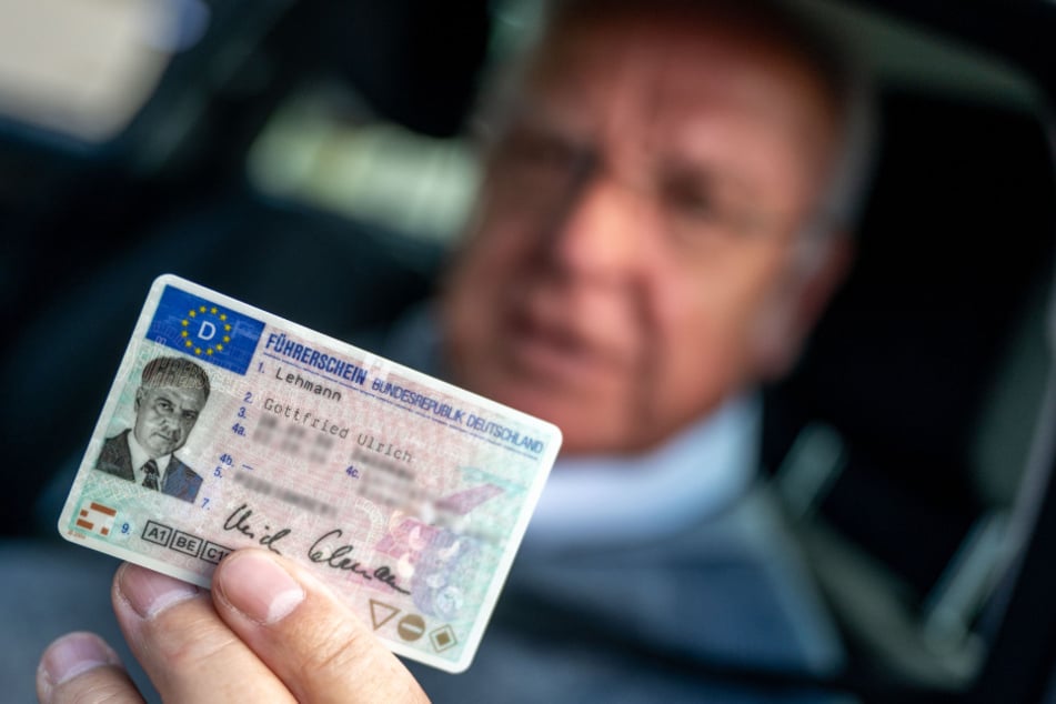 Seit 1975 hat Ulrich Lehmann (75) seinen Führerschein.