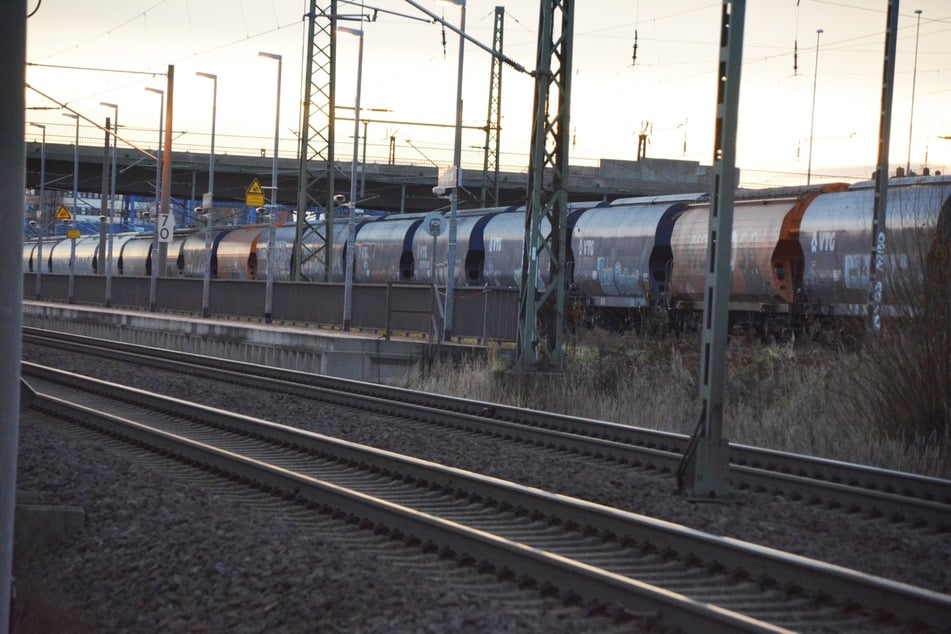 Der Gefahrgutaustritt entpuppte sich als kaputtes Ventil an einem der Kesselwagen.