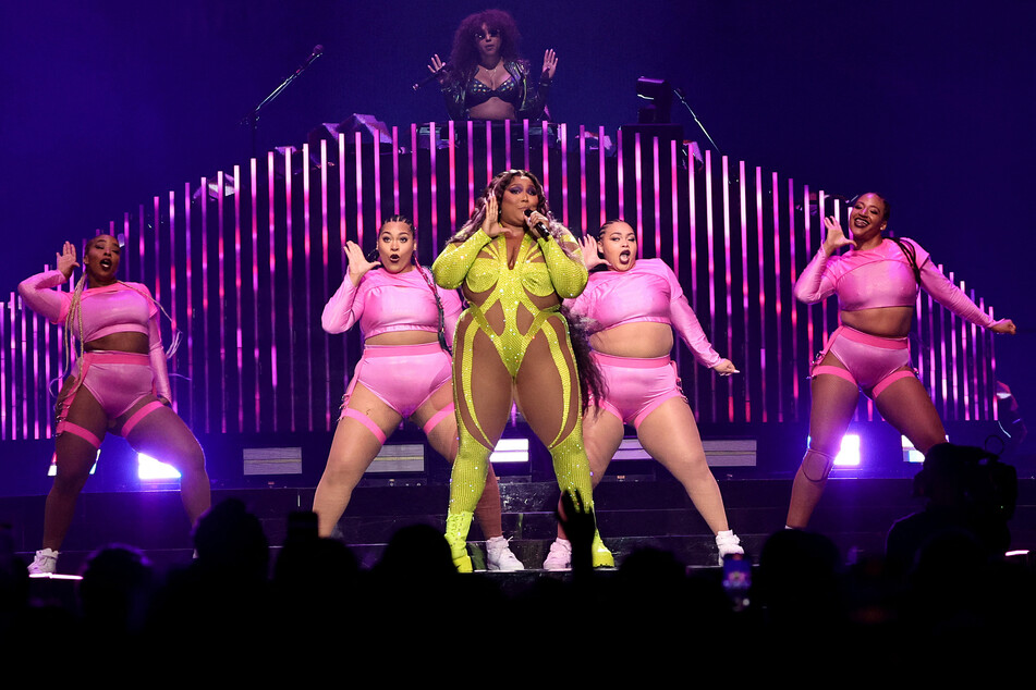 Fans thought the post made by Lizzo's dancers was ill-timed and awkward.