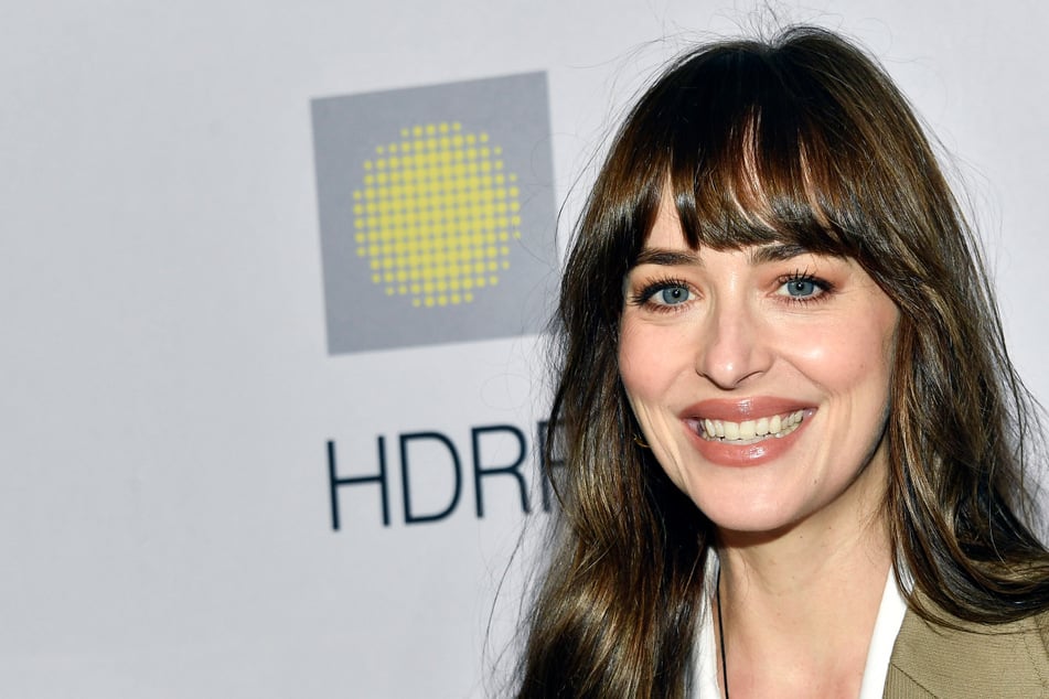 Dakota Johnson: "Fühle mich oft wie das nutzloseste Stück Dreck"