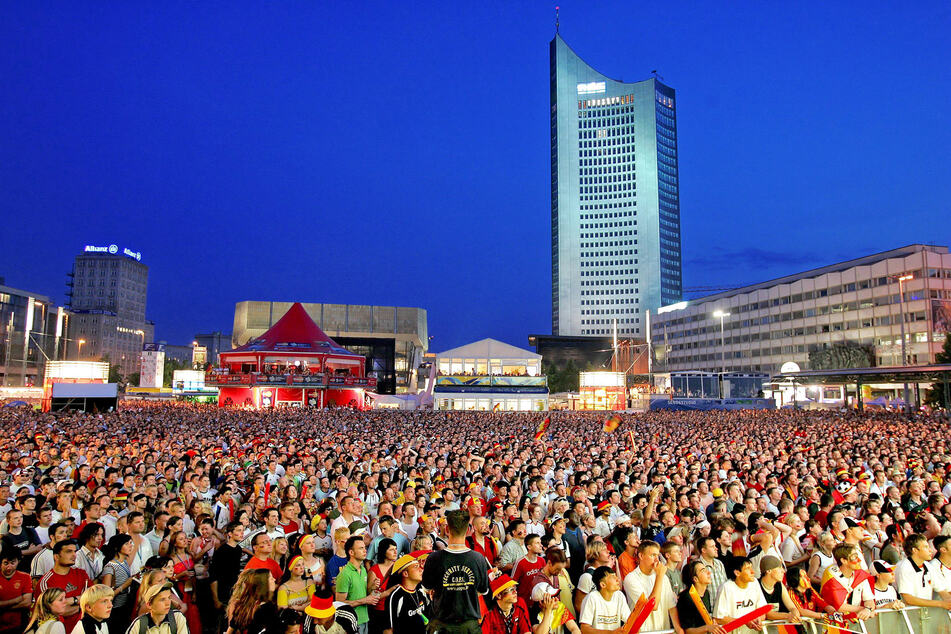 Wie schon 2006 soll es auch in diesem Jahr auf dem Augustusplatz ein großes Fanfest geben. (Archivbild)