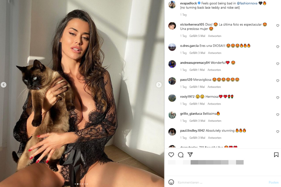 Instagram-Model Eva Padlock (36) zeigte nicht nur ihren heißen Körper, sondern auch ihre süße Katze.